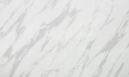 Ultra Quartz - Calacatta Alpi close-up (photo: Ultra Stones)