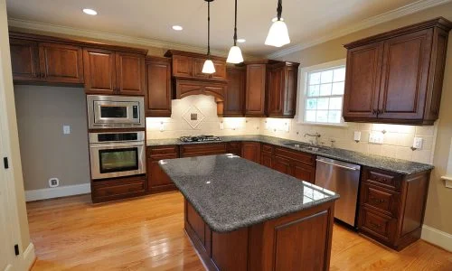Azul Platino Polished countertop installed (photo: MSI)