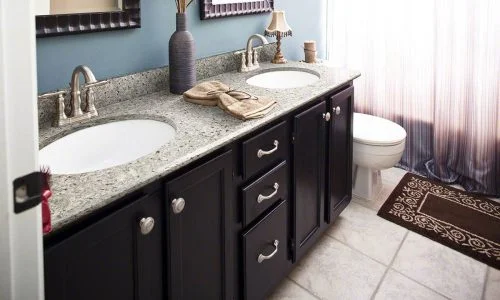Moon White countertop installed (photo: MSI)